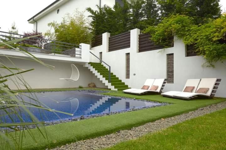 Private Family Villa Budaors Bagian luar foto