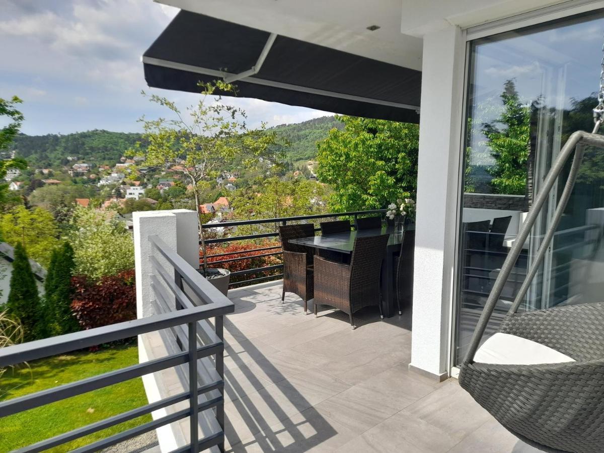 Private Family Villa Budaors Bagian luar foto