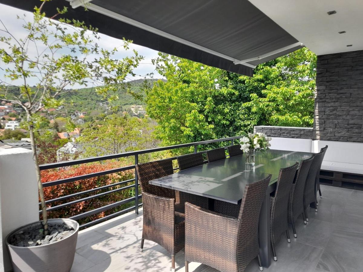 Private Family Villa Budaors Bagian luar foto