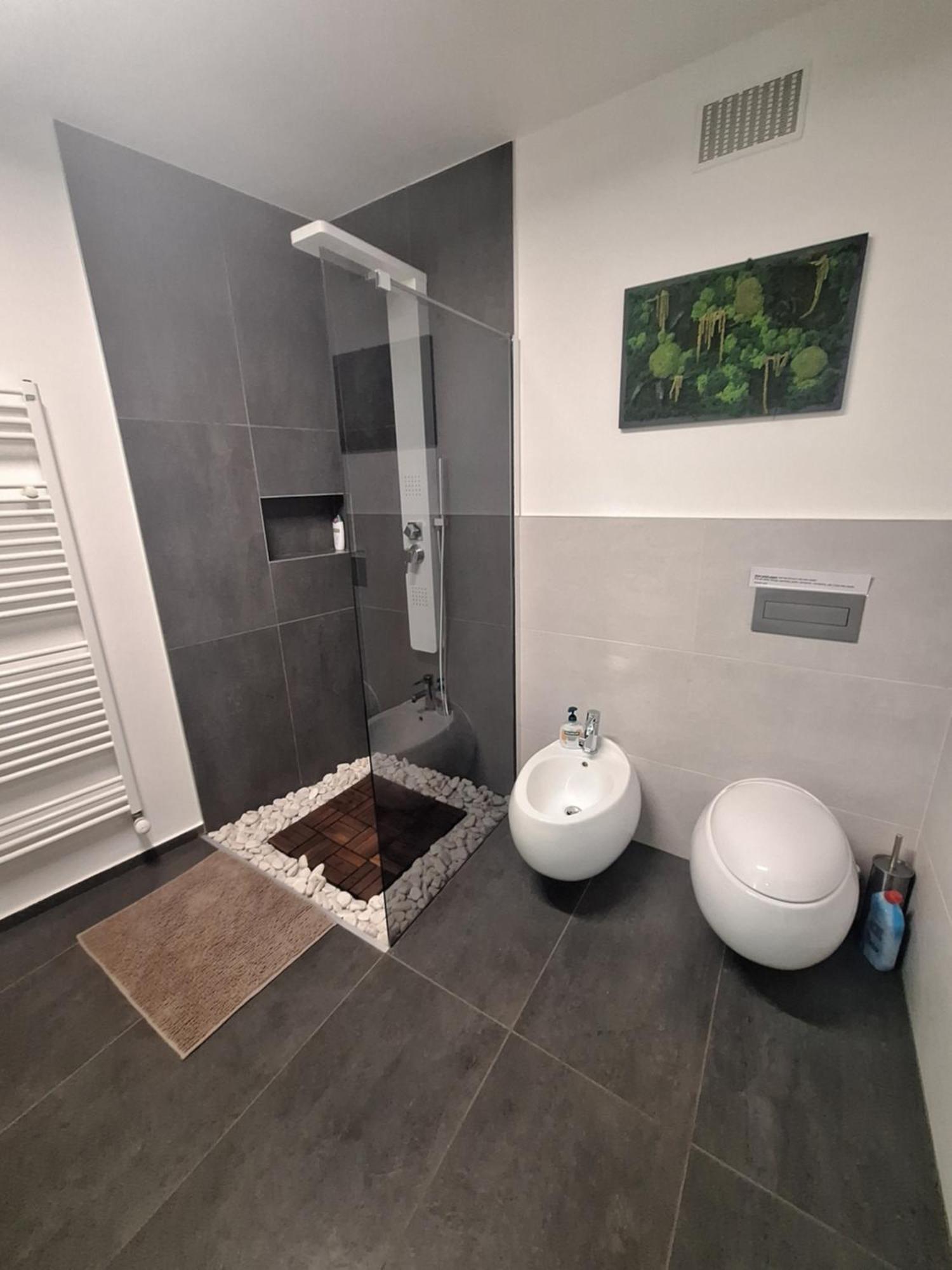 Private Family Villa Budaors Bagian luar foto