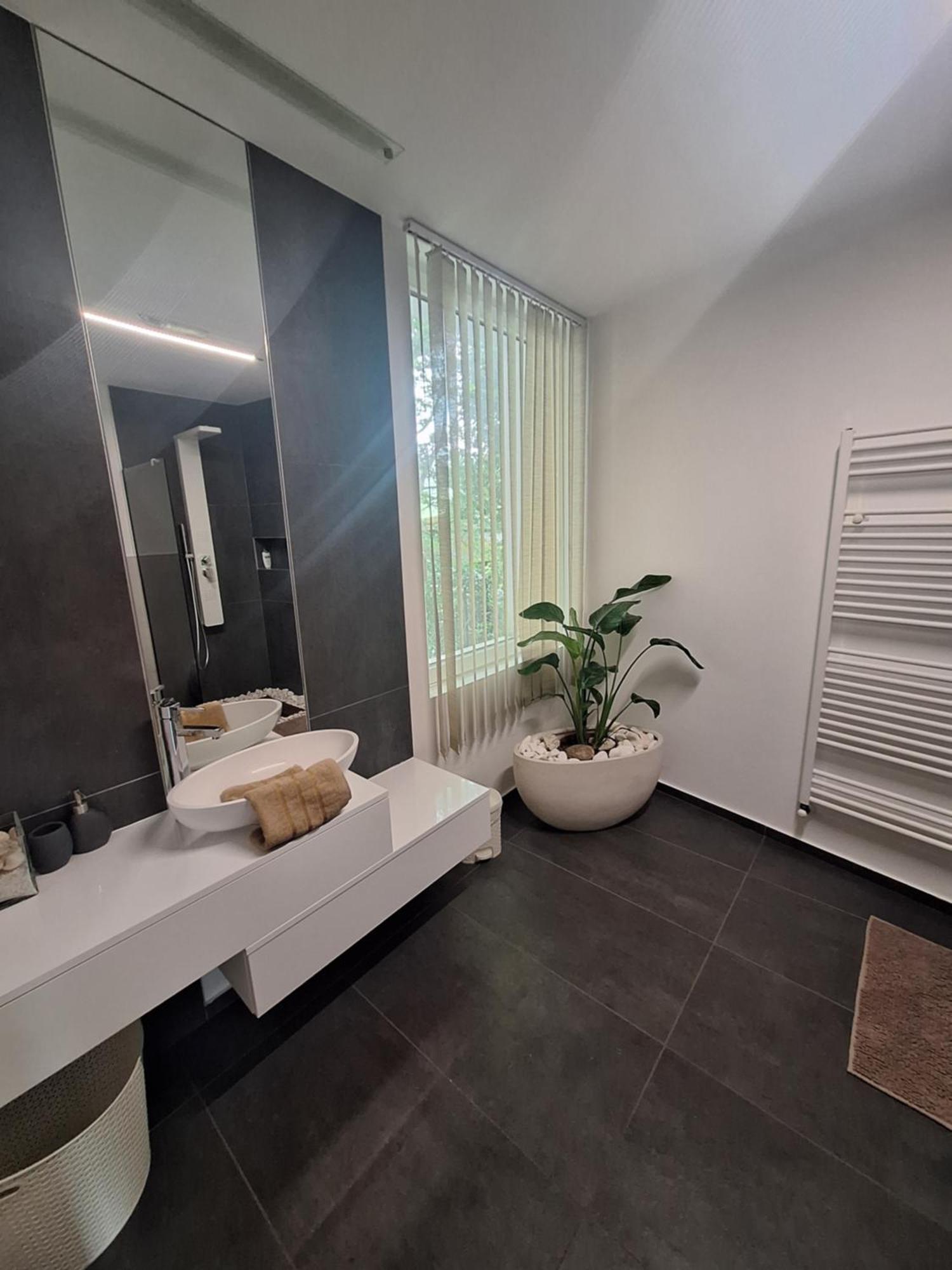 Private Family Villa Budaors Bagian luar foto