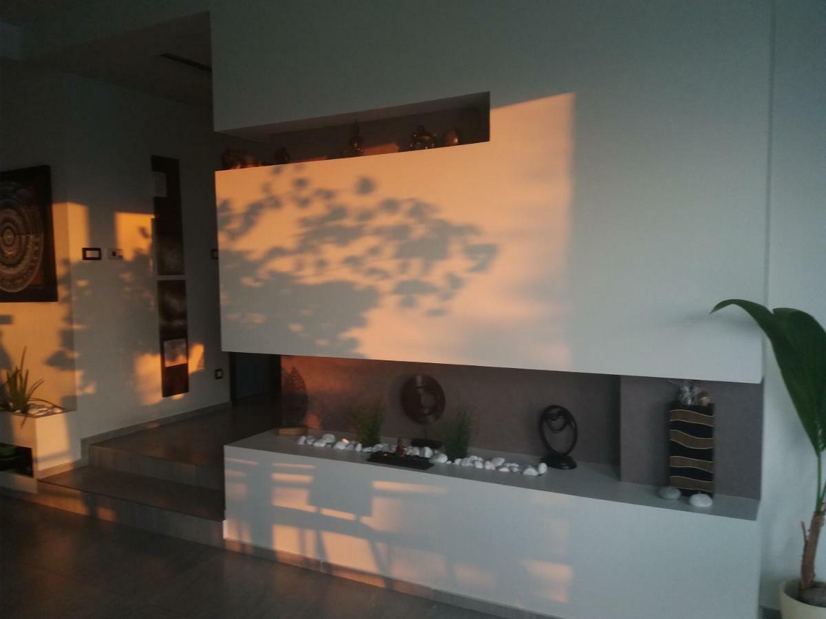 Private Family Villa Budaors Bagian luar foto